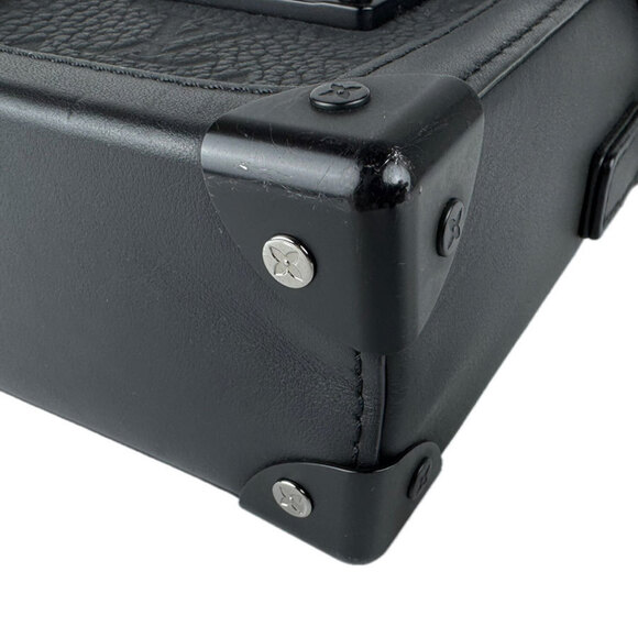 Louis Vuitton LOUIS VUITTON Shoulder Bag Monogram Vertical Trunk Wearable Wal... - Picture 9 of 12